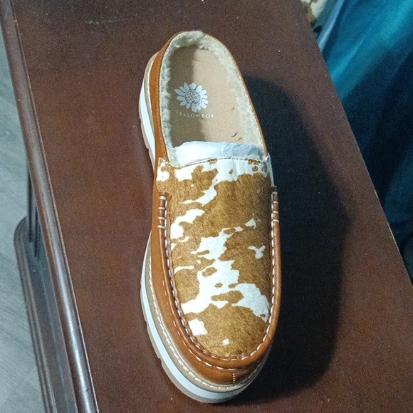 Cow hide yellowbox shoes KEITHA. SIZE 6 WOMEN - Picture 3 of 4